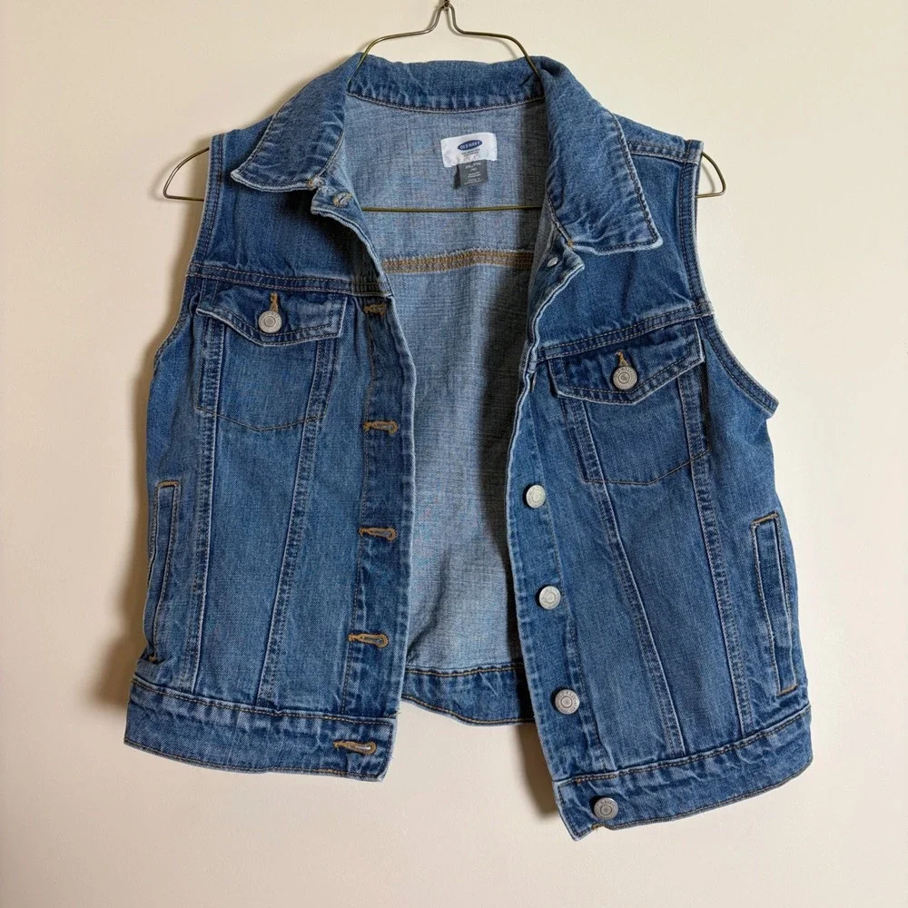Old Navy Girls XXL 16 Blue Denim Vest Sleeveless Trucker Jacket Button Up
